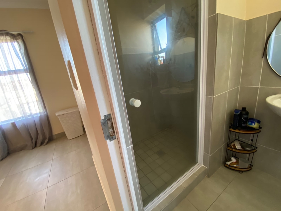 To Let 3 Bedroom Property for Rent in Parklands Western Cape